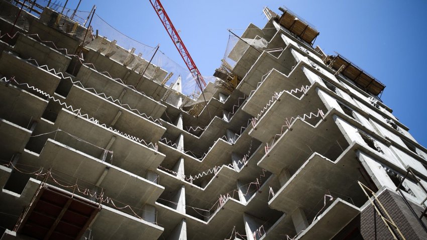 Банк "Дом.РФ" кредитует строительство жилья в Барнауле - «Строительство»