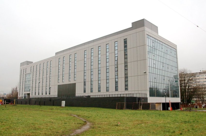 На берегу Черной речки возле Аэродромной построили спорткомплекс - «Свежие новости строительства»