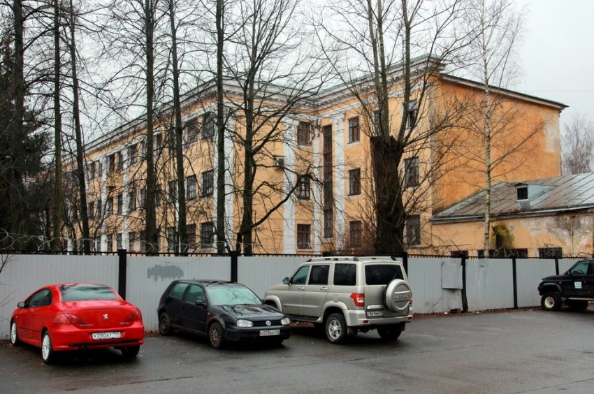 «Сталинка» Котлотурбинного института на Политехнической станет бизнес-центром - «Свежие новости строительства»