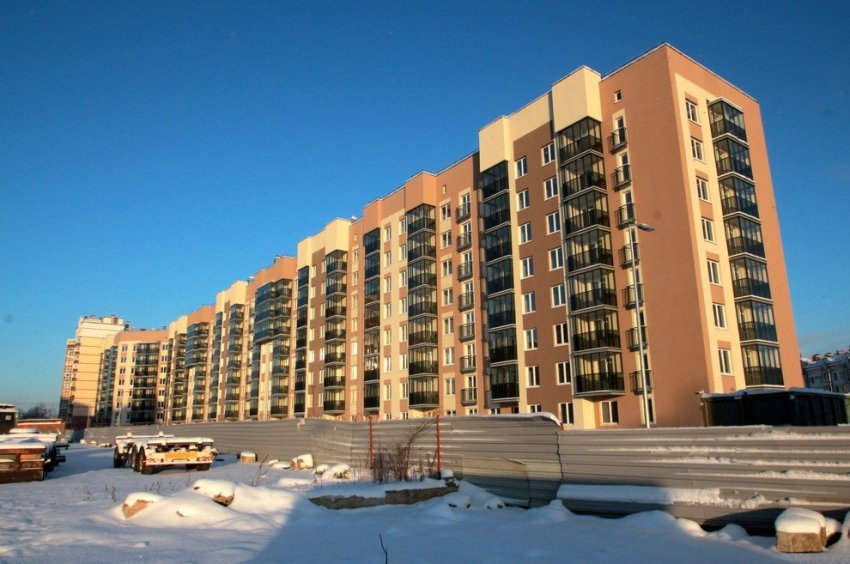 Гаражи на улице Солдата Корзуна заменили жилым домом - «Свежие новости строительства»