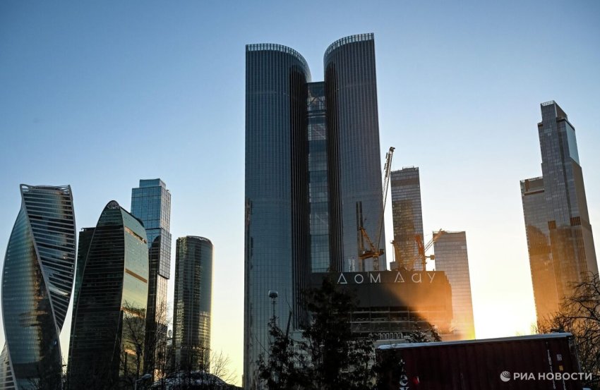 РЖД вновь выставили небоскреб Moscow Towers на продажу, цена - 280,8 млрд рублей - «Строительство»