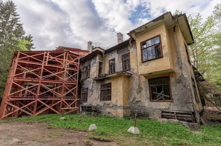 Дачу Фаберже в Петербурге приобрела компания "Формаинвест" - «Строительство»