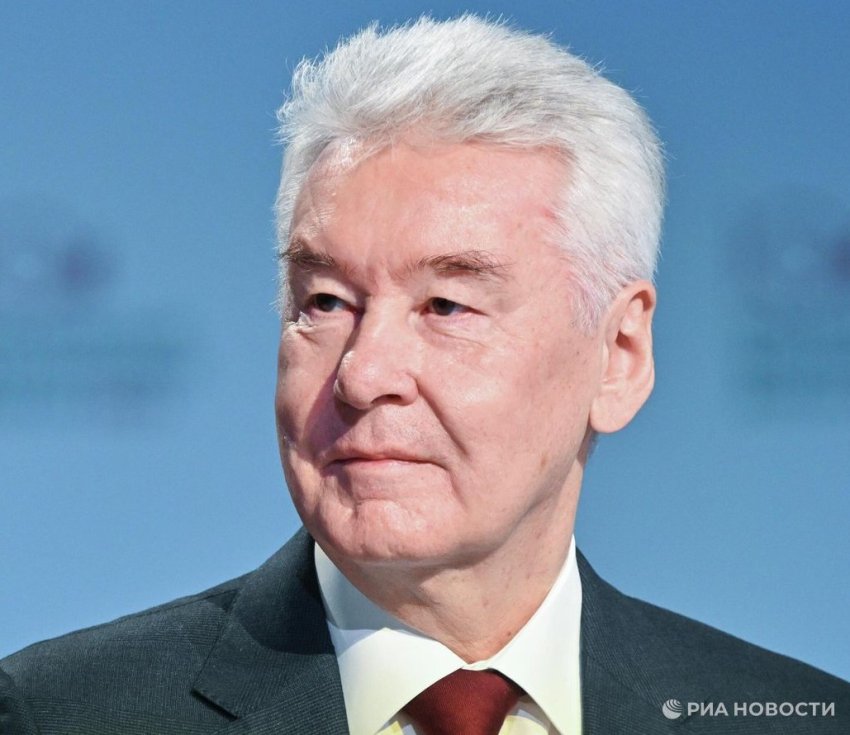 Собянин вручил ключи от квартир новоселам дома по реновации в Черемушках - «Строительство»