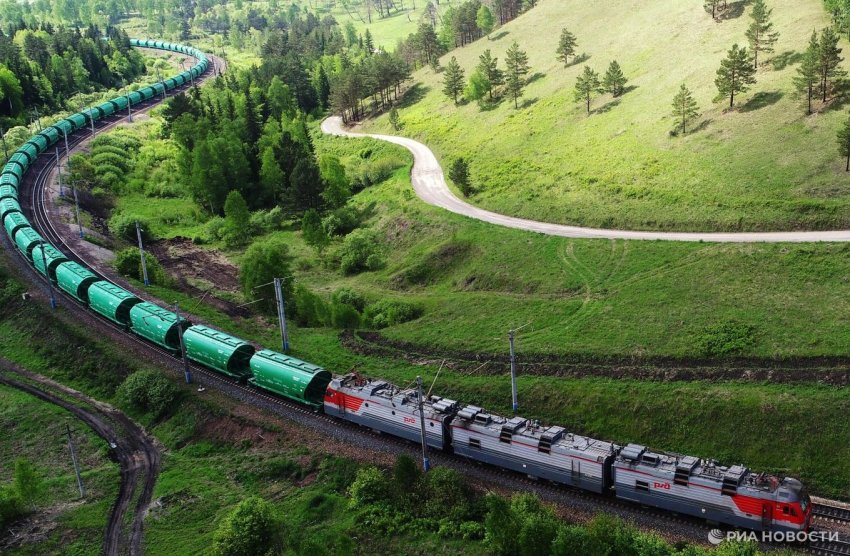 Строители начали надвижку пролета путепровода через Транссиб в Приамурье - «Строительство»