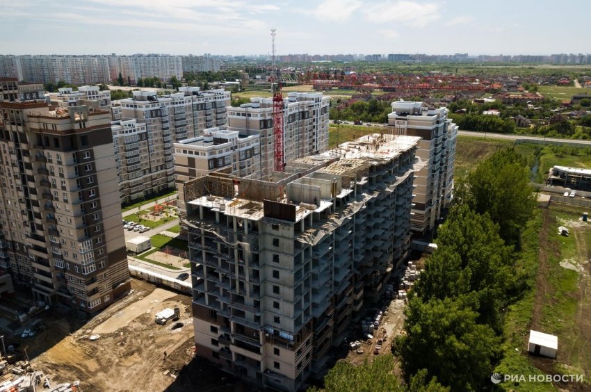 Зарплаты топ-менеджеров девелоперов в России могут упасть на 30% в 2027 году - «Строительство»